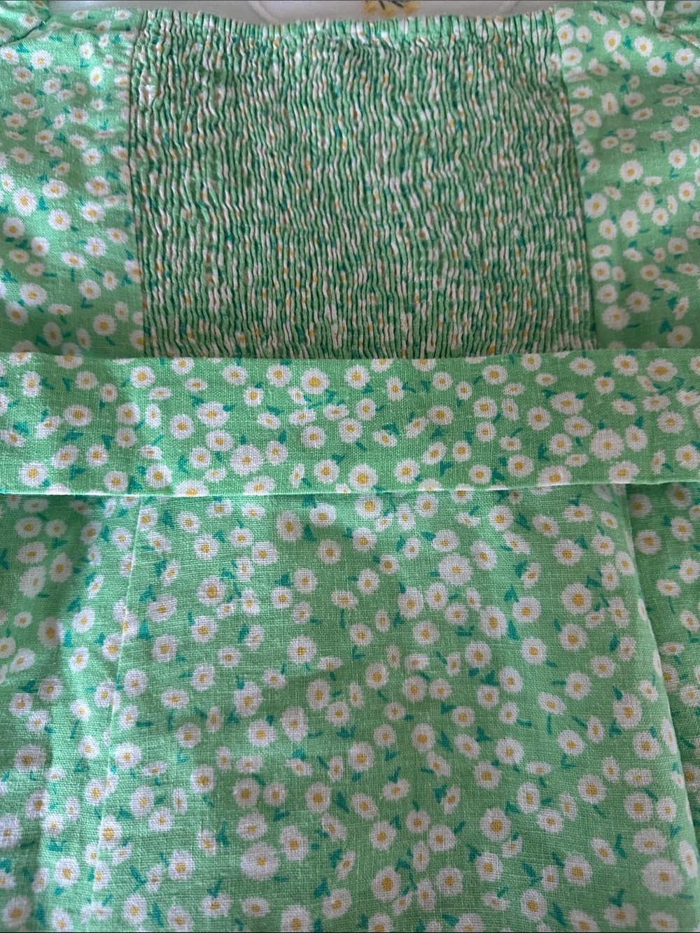 🛍️SALE🛍️ ZARA Green Puff-Sleeve Floral Mini Dress with Belt - Picture 6 of 7